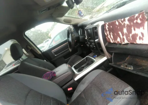 2016 Ram 1500 Big Horn from USA, damaged, VIN 3C6RR6LT6GG376320